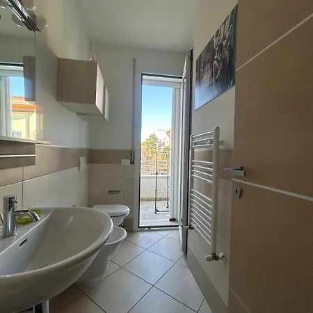 Lägenhet Covignano House Con Ampi Terrazzi Rimini
